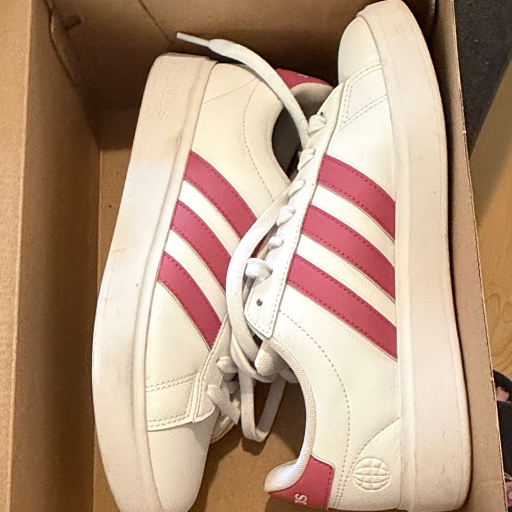 Adidas White and Pink Striped Shoes